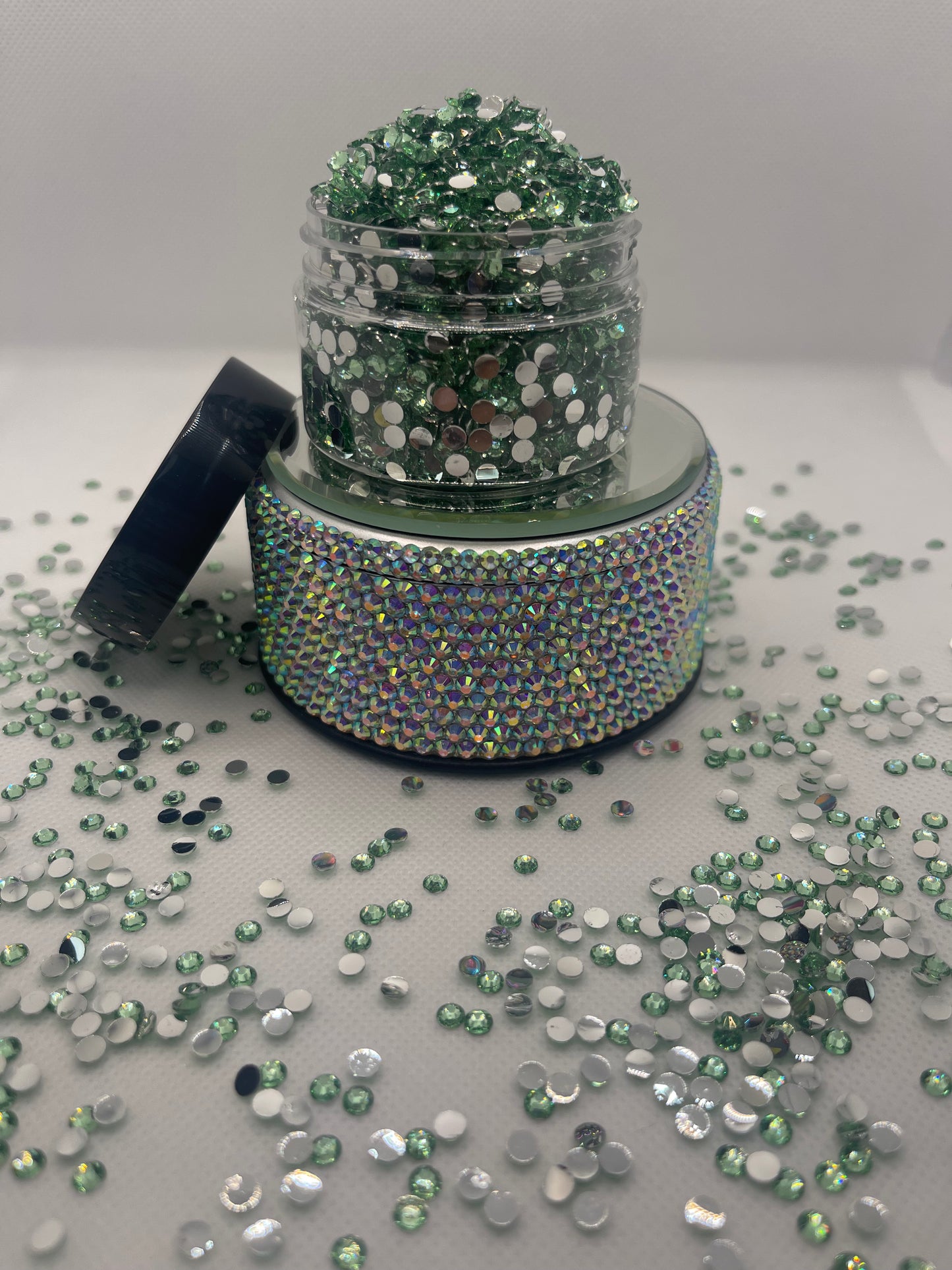 Peridot Resin Rhinestones