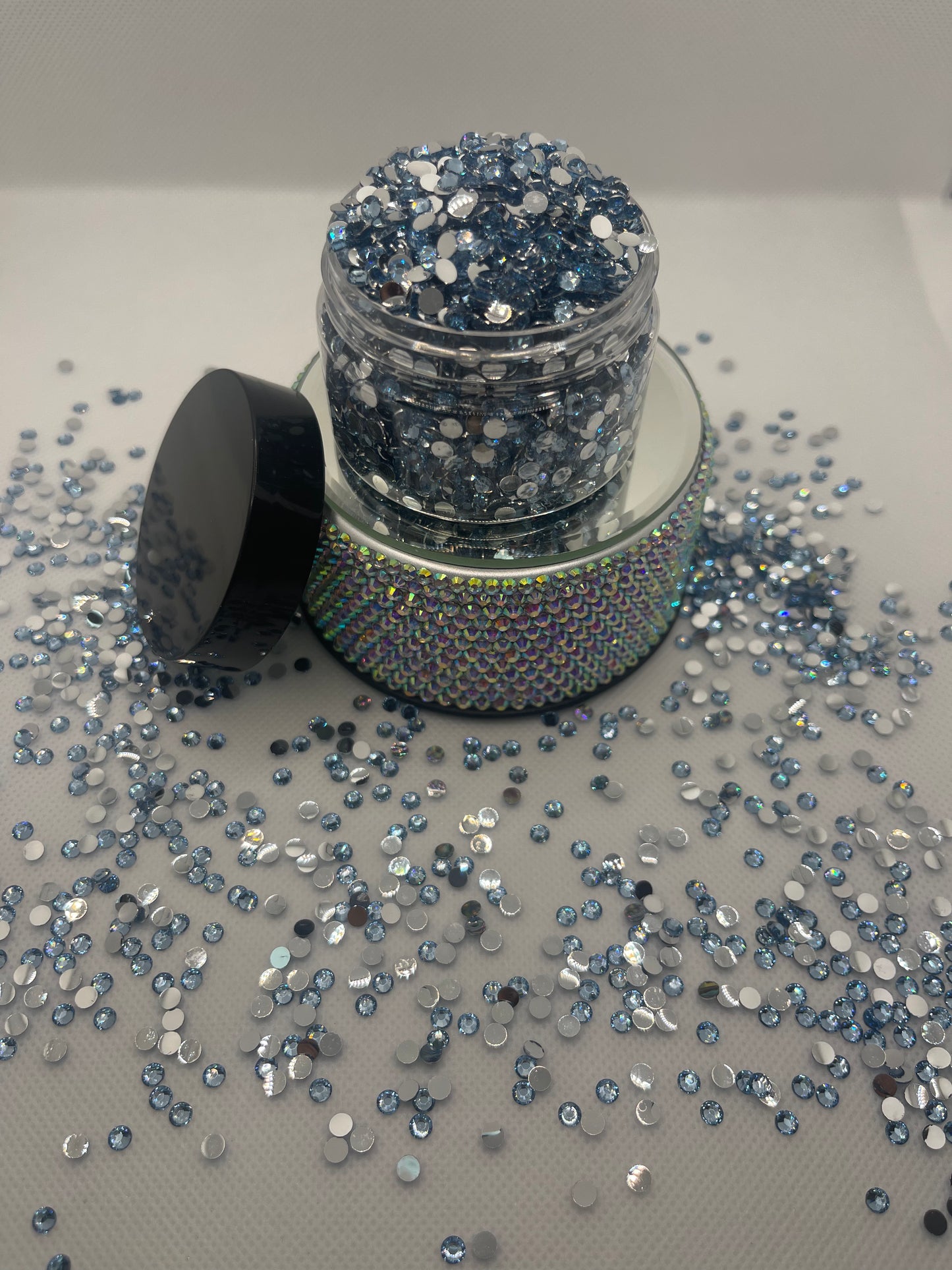 Light Sapphire Resin Rhinestones