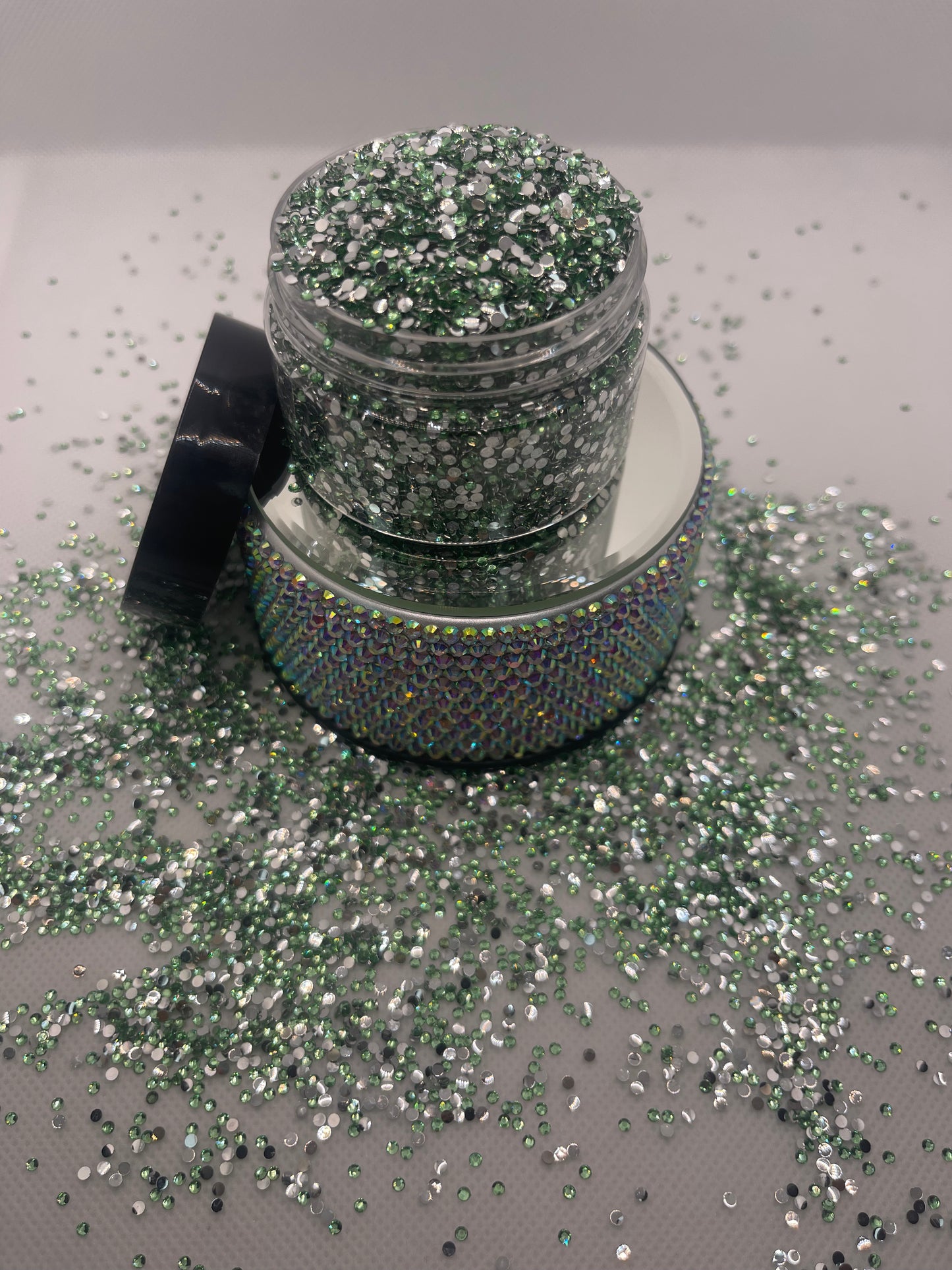 Peridot Resin Rhinestones