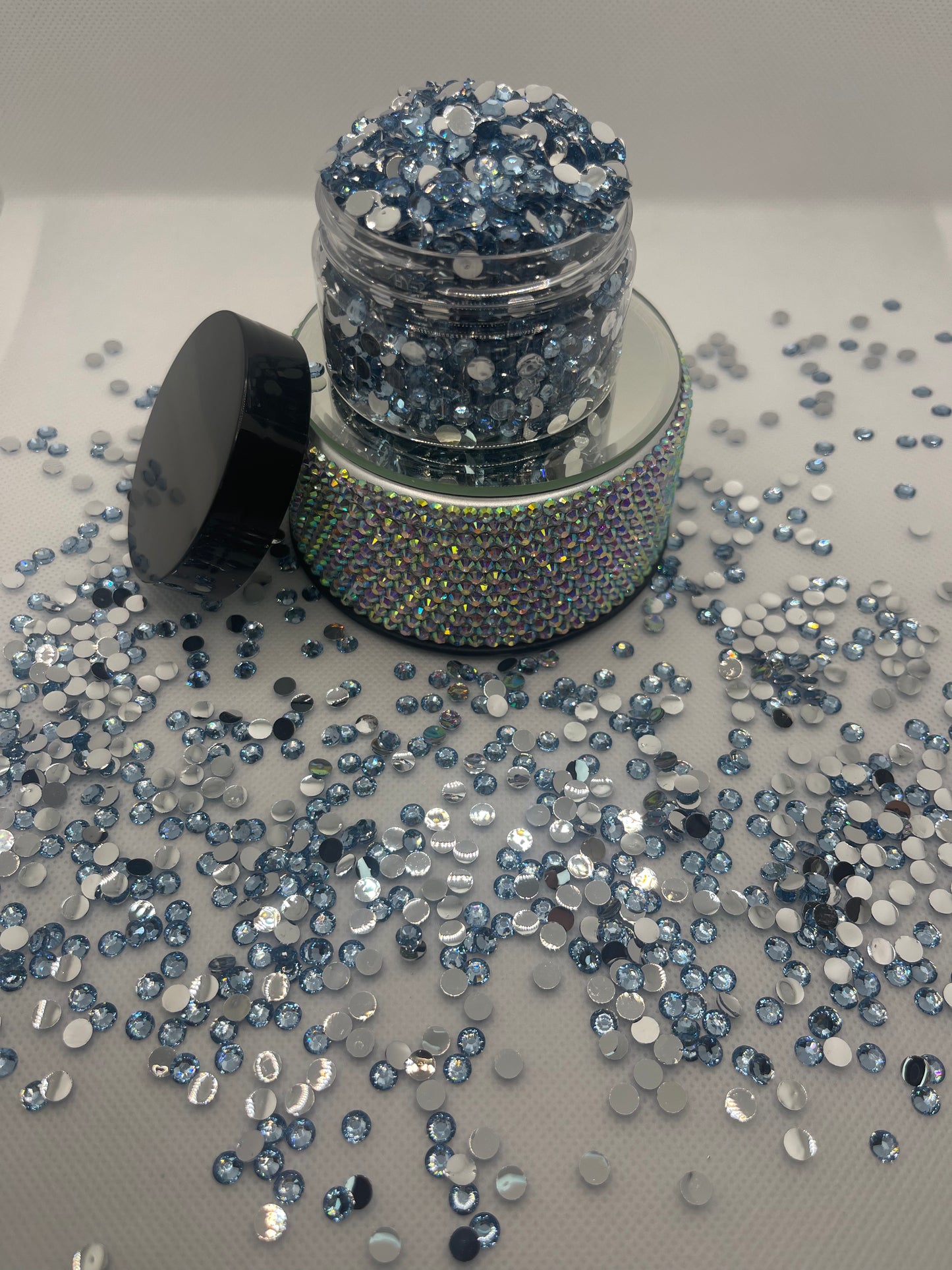 Light Sapphire Resin Rhinestones